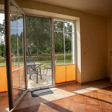 F-1108 Haeuser Prosnitz Haus03 Terrasse, Gartennutzung Gustow (Vorpommern-Rugen)